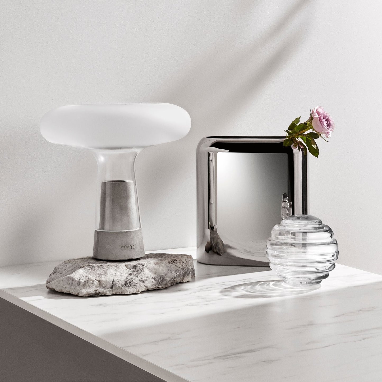 Layers Vase Medium Platinum Limited